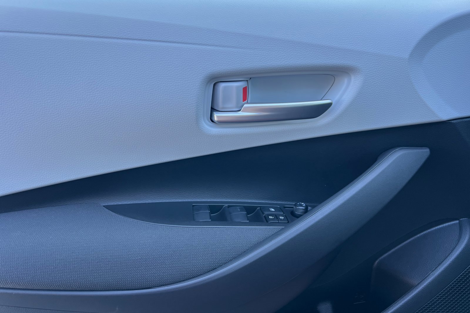 New 2026 Toyota Corolla SE image 13