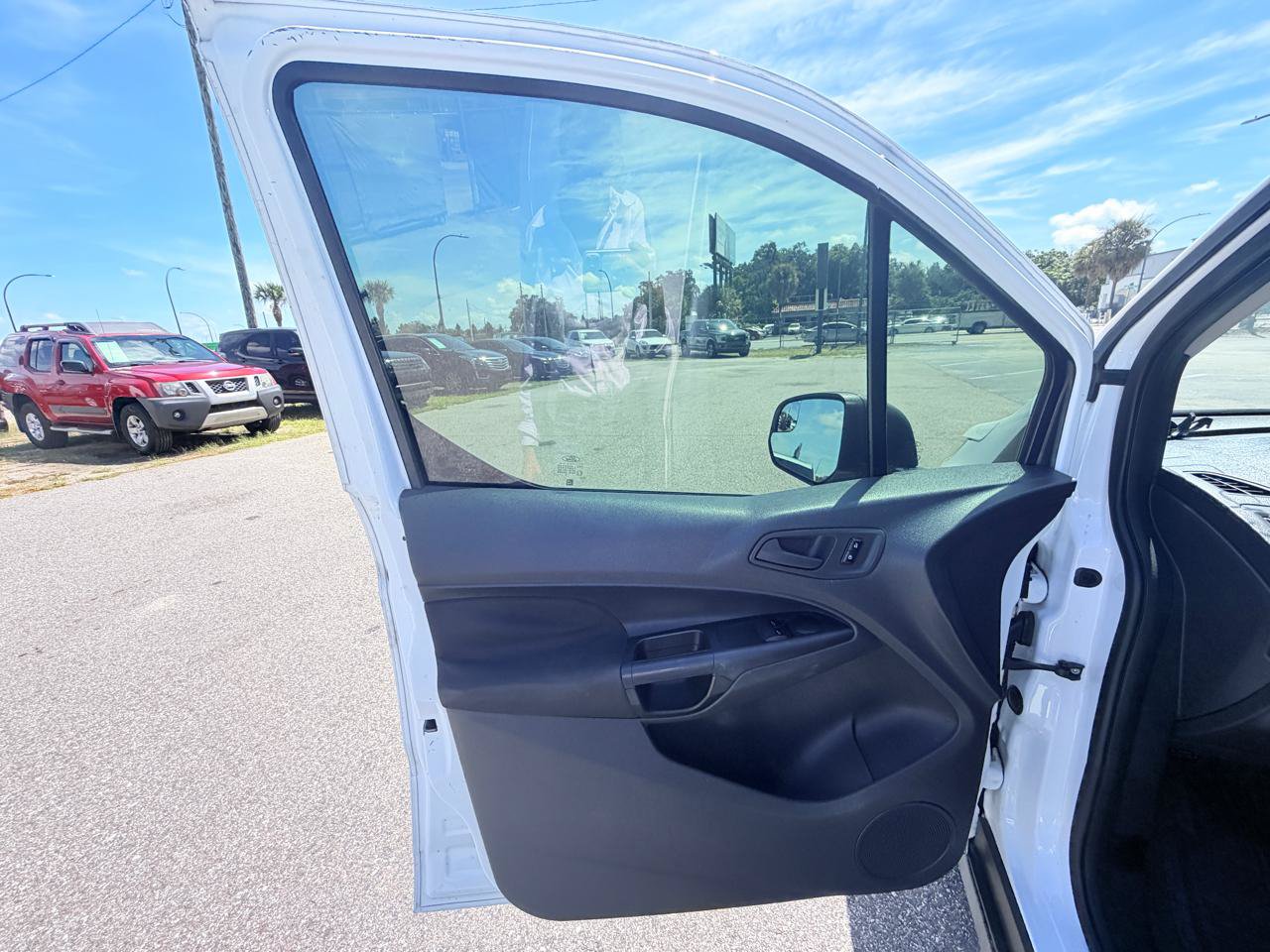 Used 2016 Ford Transit Connect XL FWD image 11