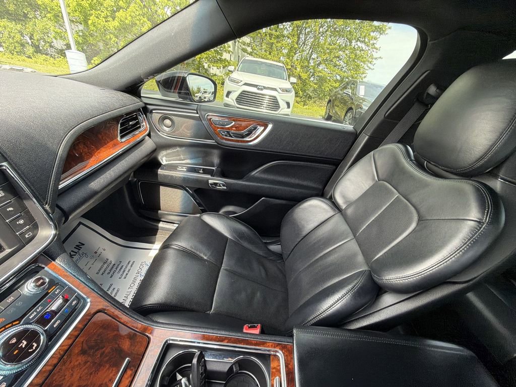 Used 2020 Lincoln Continental Reserve AWD/4WD image 31