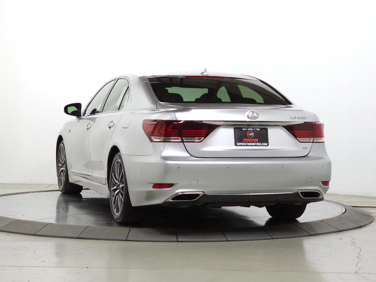 Used 2013 Lexus LS 460 AWD w/ F-Sport Pkg image 4