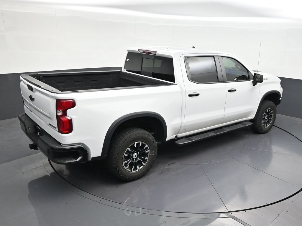 Used 2024 Chevrolet Silverado 1500 ZR2 w/ Technology Package AWD/4WD image 20