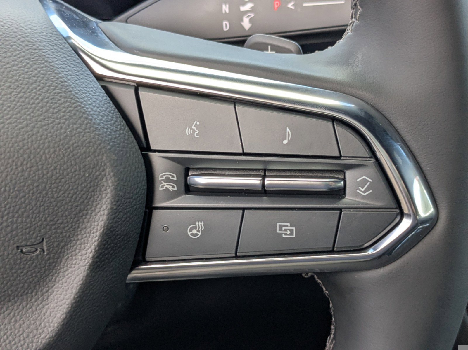 New 2025 Chevrolet Suburban Premier image 24