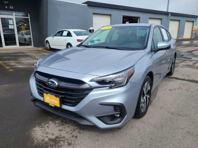 Used 2025 Subaru Legacy Premium AWD/4WD image 1