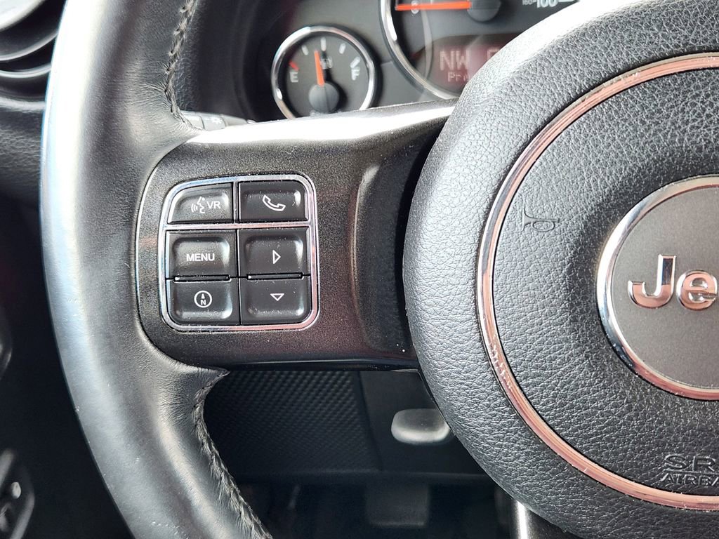 Used 2017 Jeep Wrangler Rubicon image 15