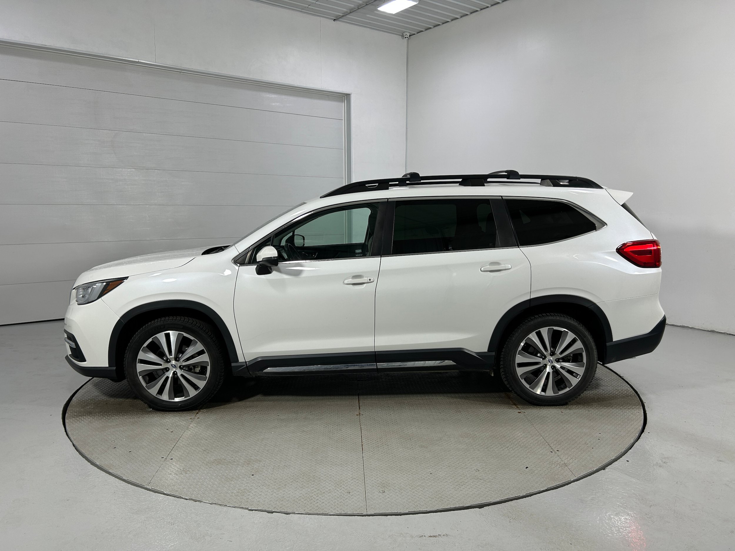 Used 2021 Subaru Ascent Limited w/ Popular Package #4 AWD/4WD image 21