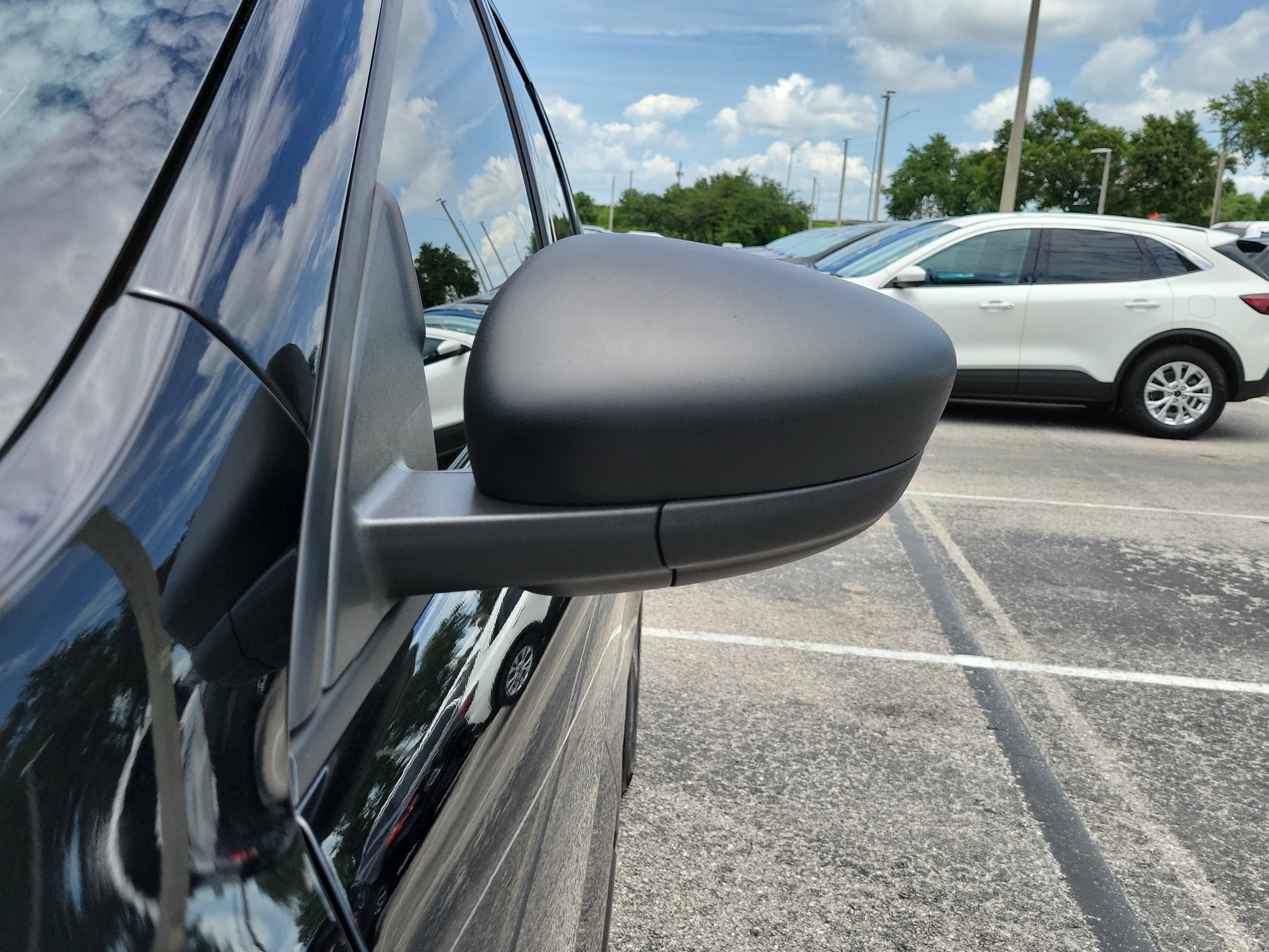 Certified 2024 Ford Escape ST-Line w/ Tech Pack #1 FWD image 4