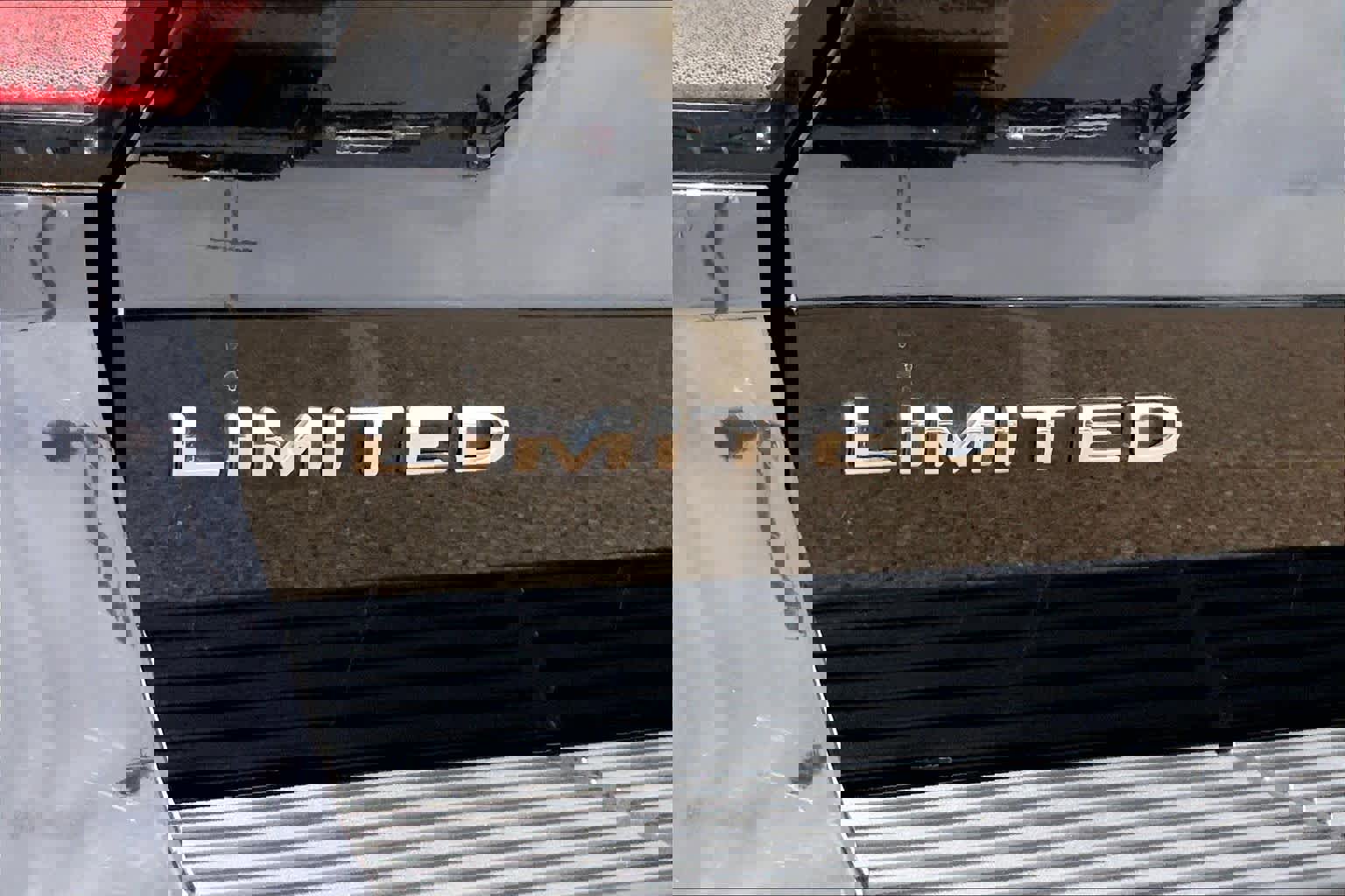 Used 2018 Ford Expedition Max Limited w/ Equipment Group 302A AWD/4WD image 31