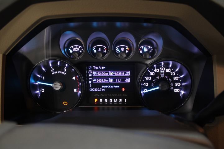 Used 2015 Ford F350 Lariat w/ Lariat Ultimate Package image 32