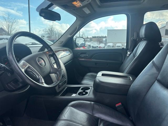 Used 2013 GMC Yukon XL SLT w/ Regional Value Package image 10