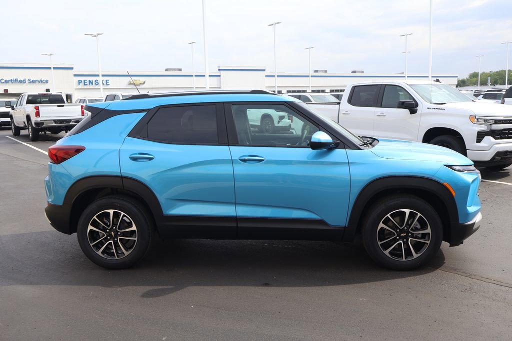 New 2026 Chevrolet TrailBlazer LT FWD image 9