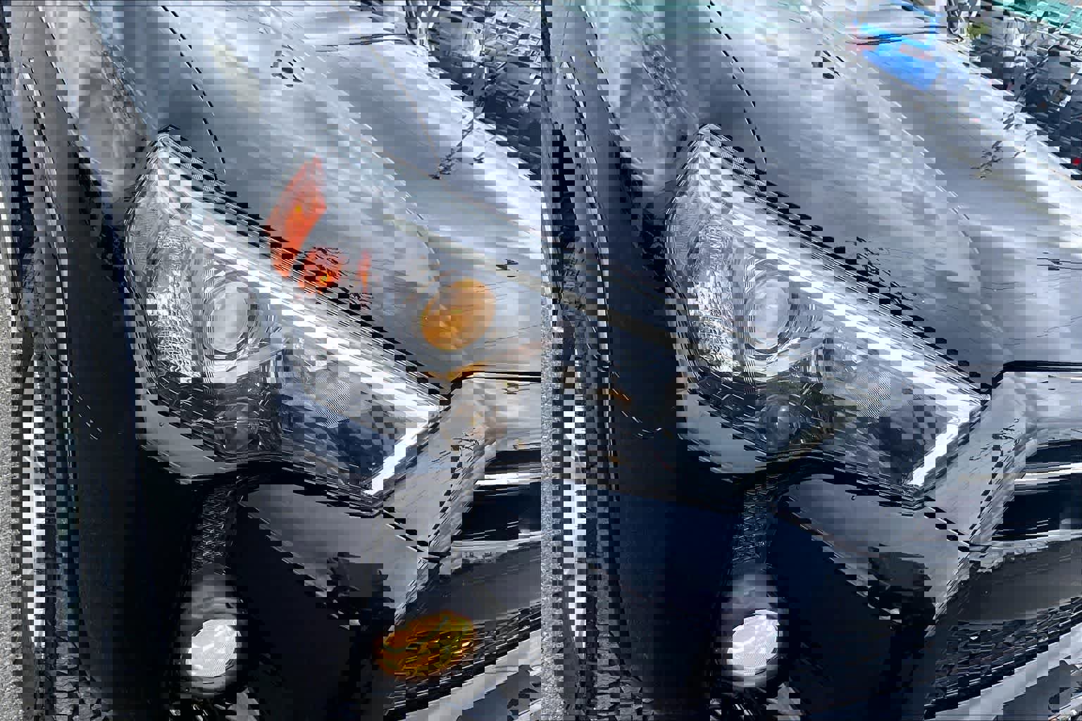 Used 2020 Toyota 4Runner SR5 image 31