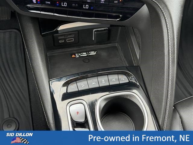 Certified 2021 Buick Envision Avenir w/ Technology Package II AWD/4WD image 13