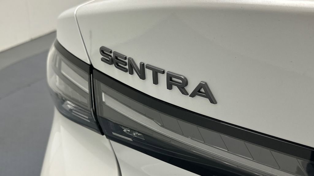 New 2026 Nissan Sentra SL w/ Floor Mat Package FWD image 17