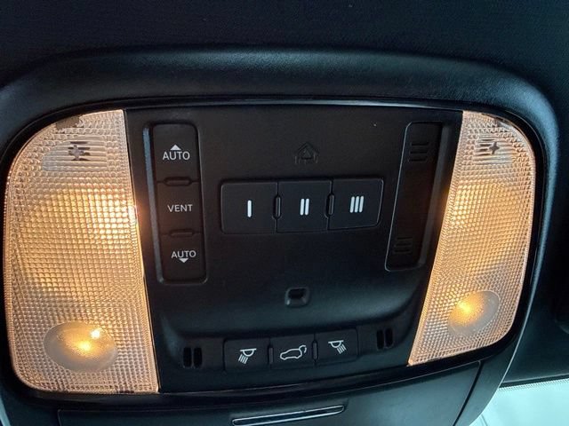 Used 2024 Dodge Durango GT AWD/4WD image 25