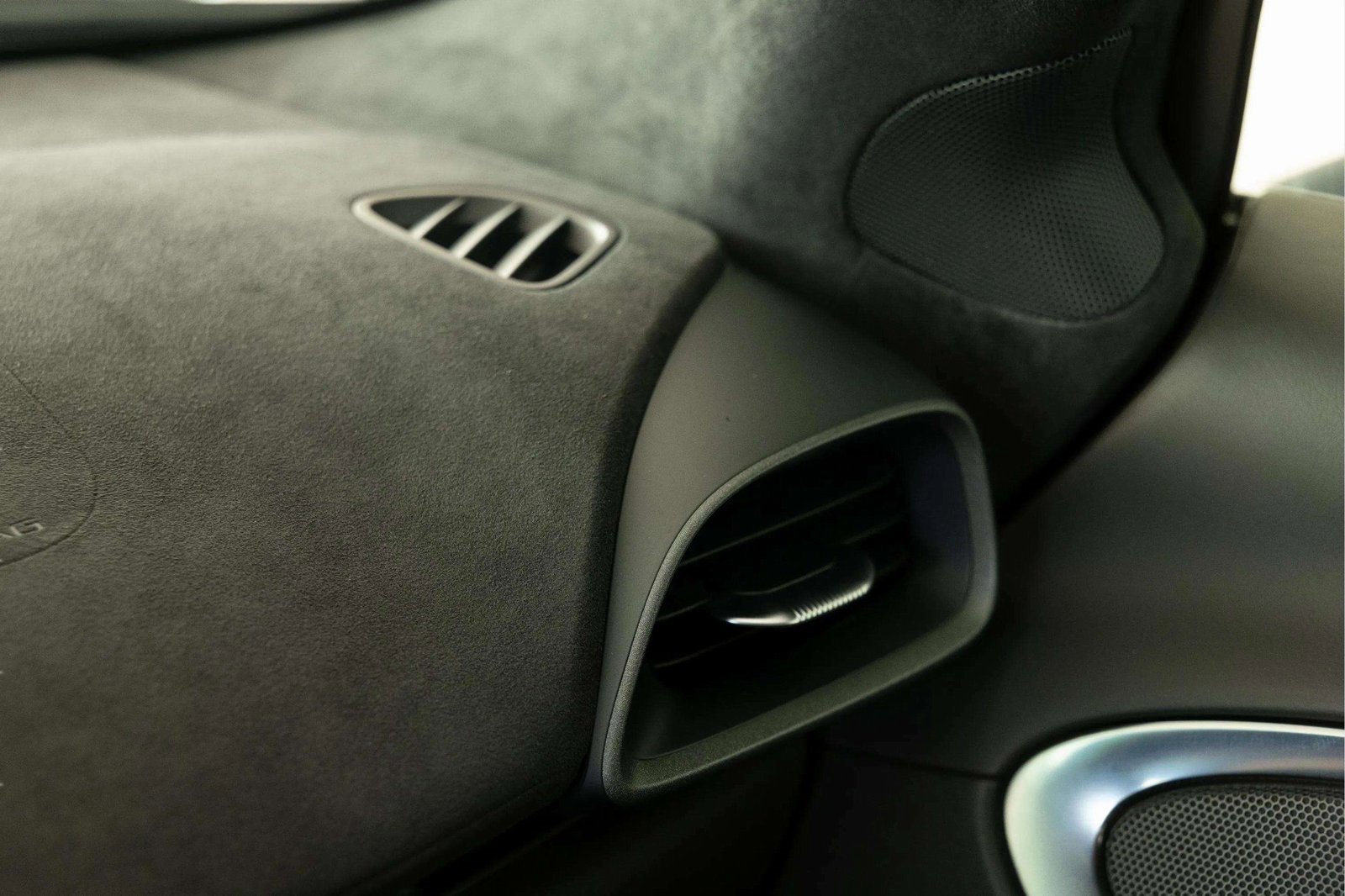 New 2026 McLaren Artura image 39