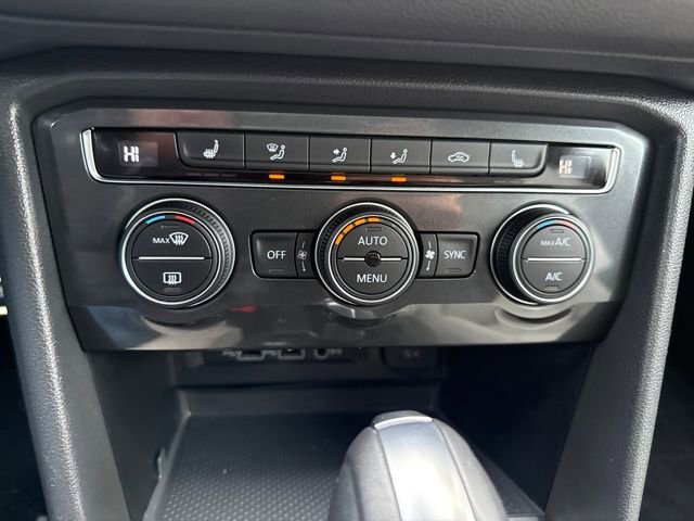 Used 2019 Volkswagen Tiguan SE image 4