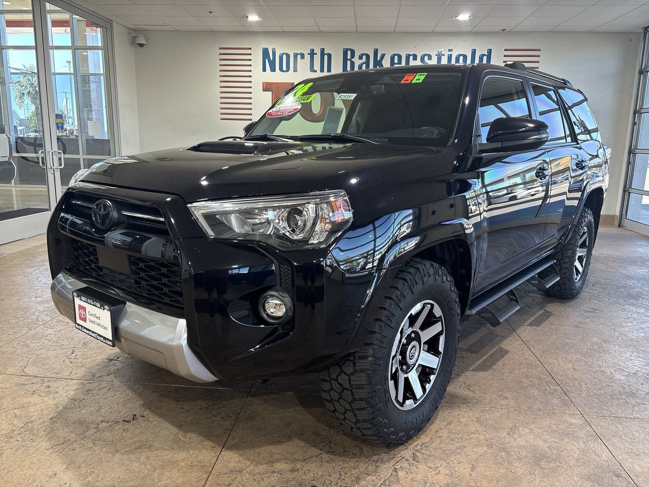Certified 2024 Toyota 4Runner TRD Off-Road Premium w/ Moonroof Package AWD/4WD image 6