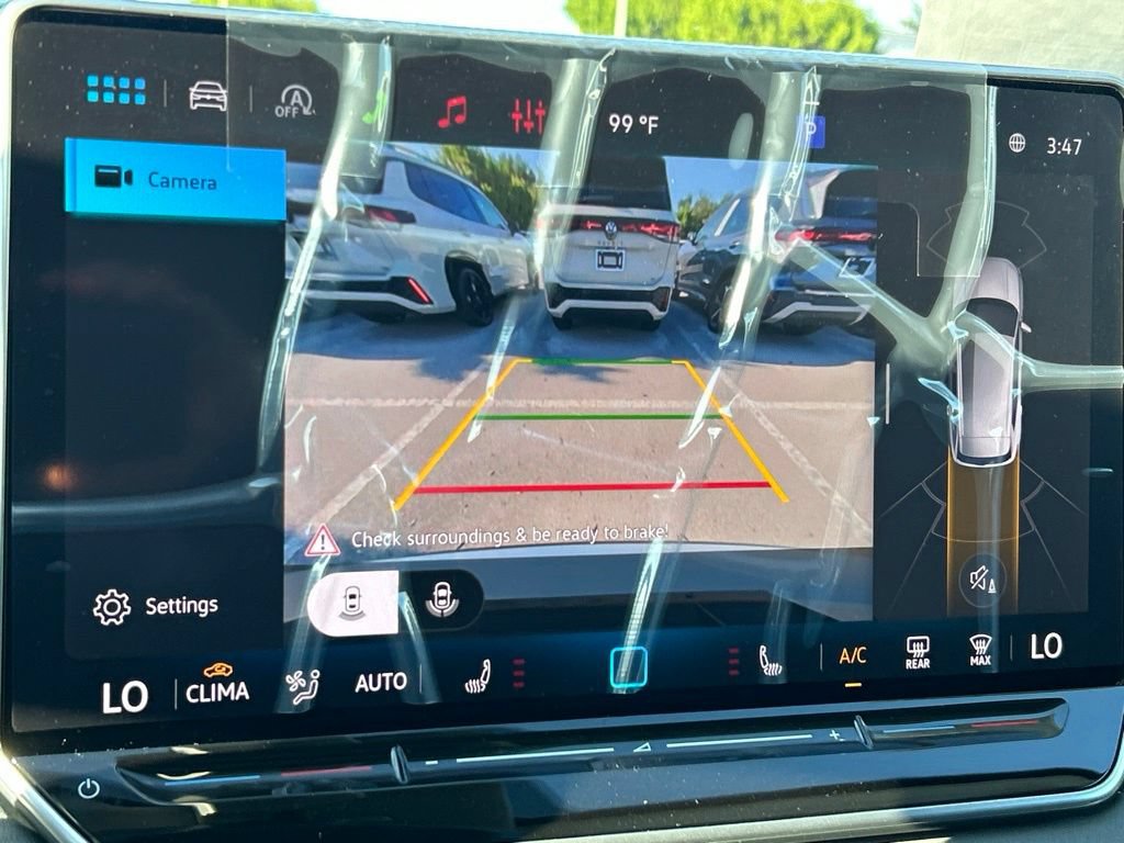 New 2026 Volkswagen Tiguan SE FWD image 34