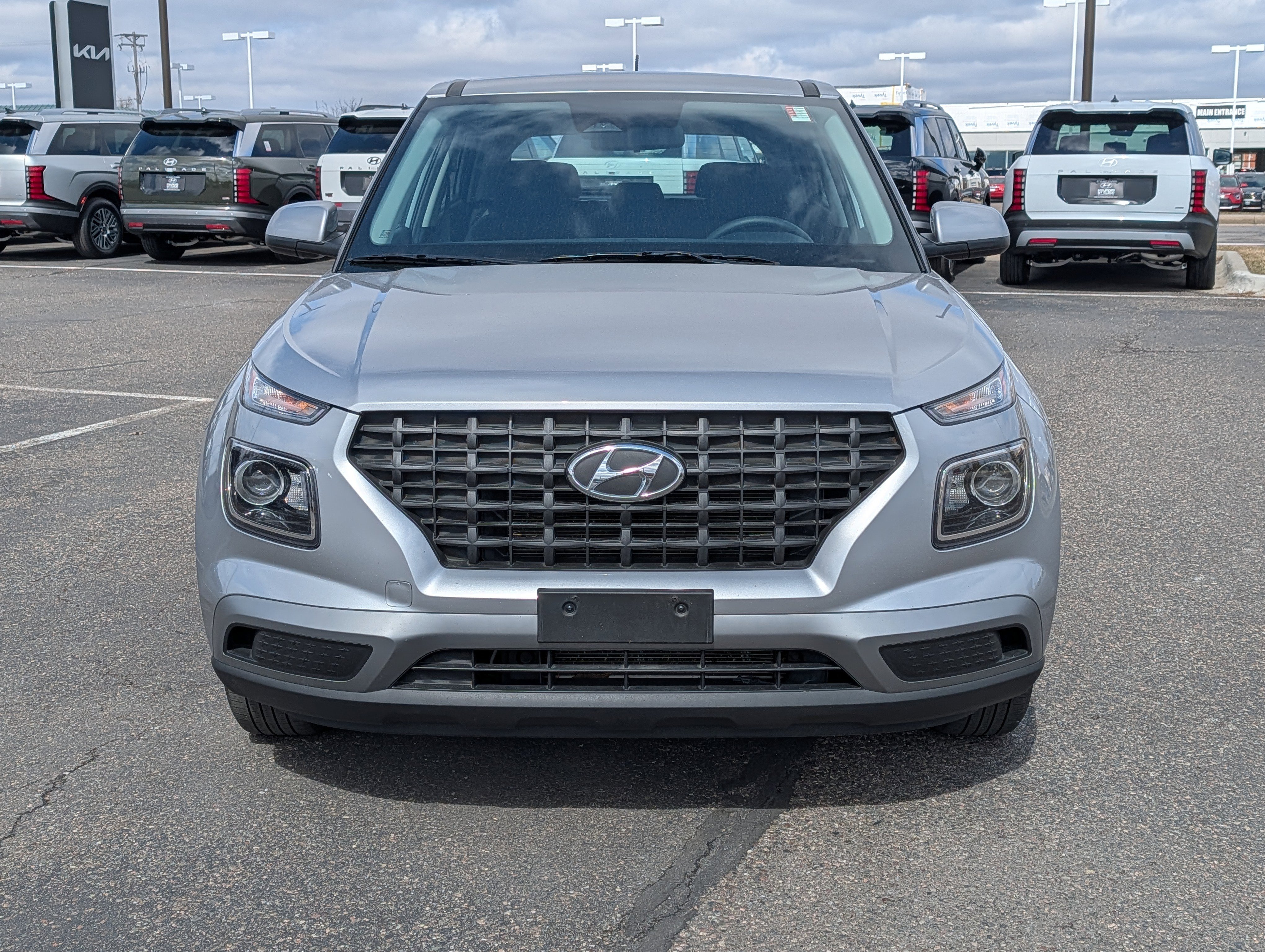 Certified 2023 Hyundai Venue SE FWD image 8