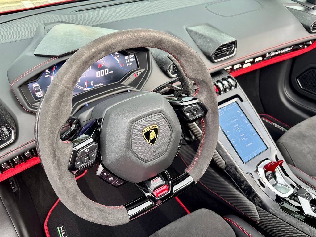 Used 2020 Lamborghini Huracan EVO AWD/4WD image 16
