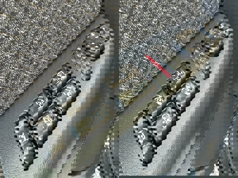 Used 2002 Chevrolet Avalanche 2WD image 22