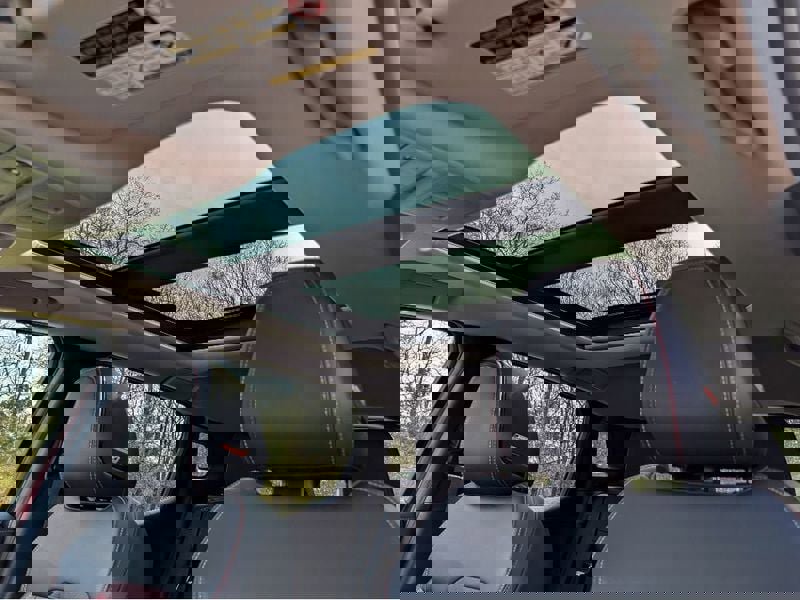 Used 2025 Nissan Kicks SR w/ SR Premium Package image 17