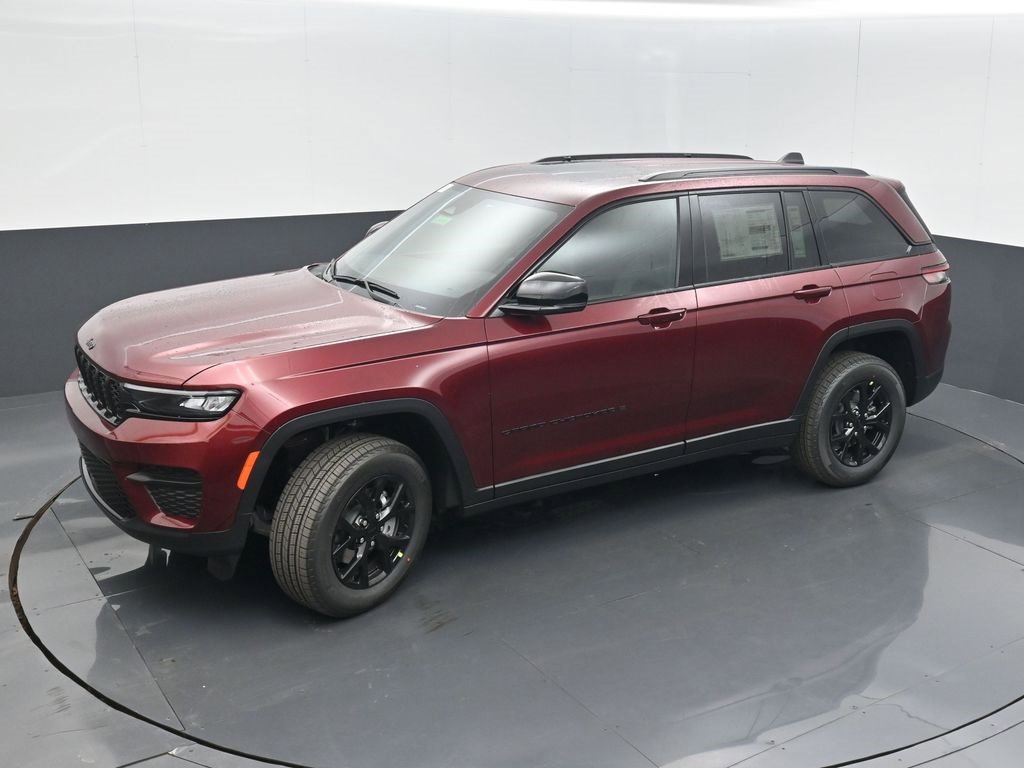 New 2025 Jeep Grand Cherokee Altitude image 40