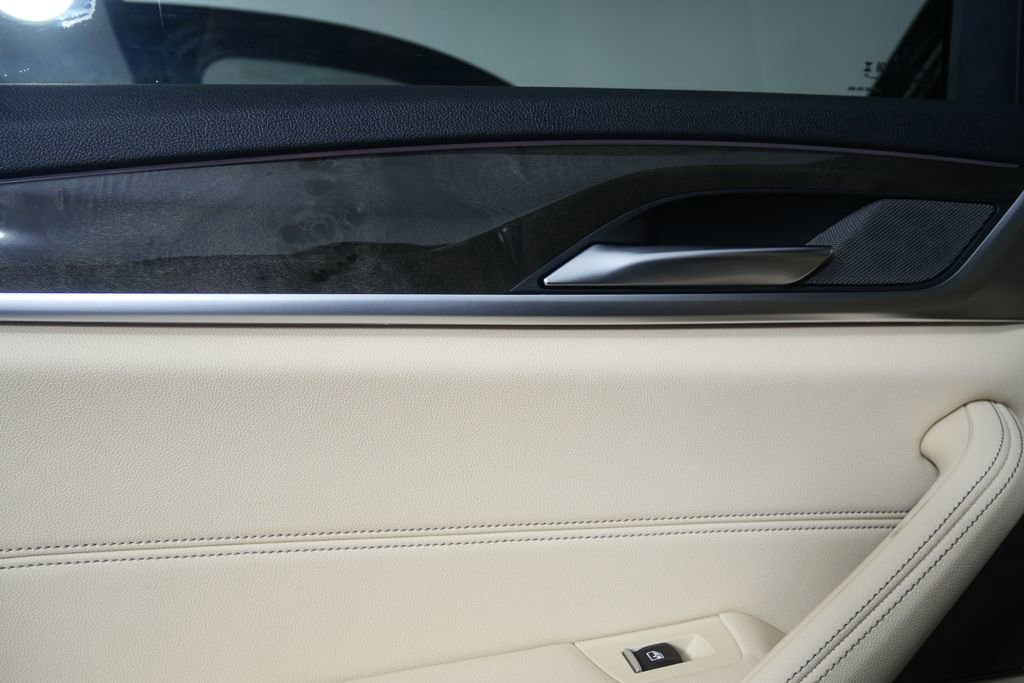 Certified 2023 BMW 530i w/ Premium Package image 14