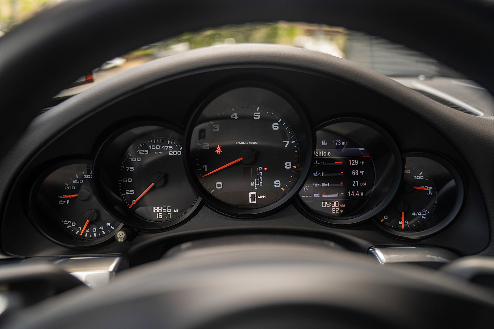 Certified 2016 Porsche 911 Carrera RWD image 9