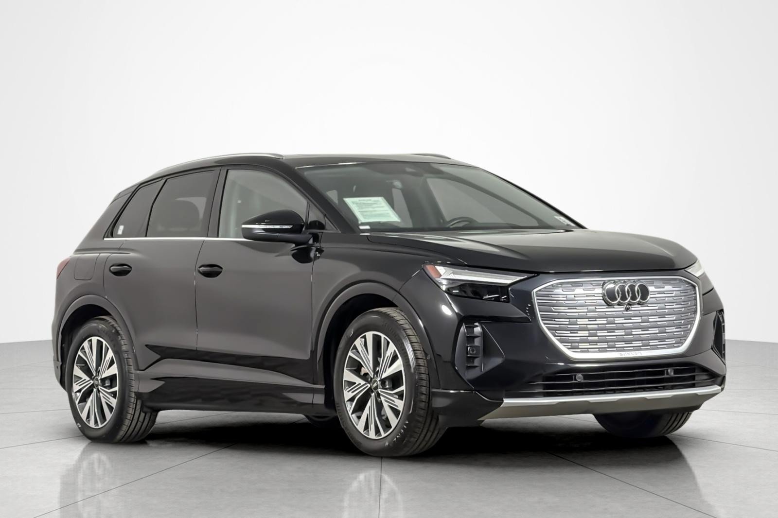 Certified 2023 Audi Q4 e-tron Premium Plus w/ Premium Plus RWD image 7