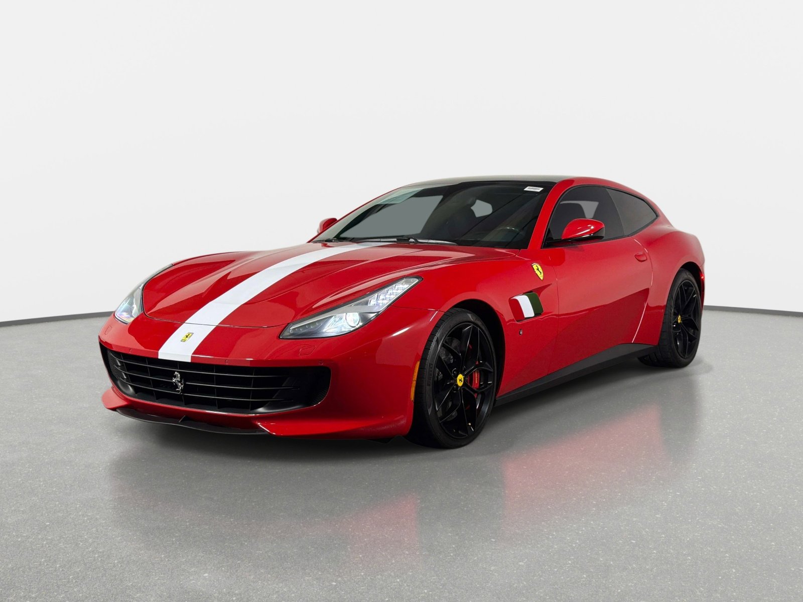Used 2018 Ferrari GTC4Lusso T RWD image 7