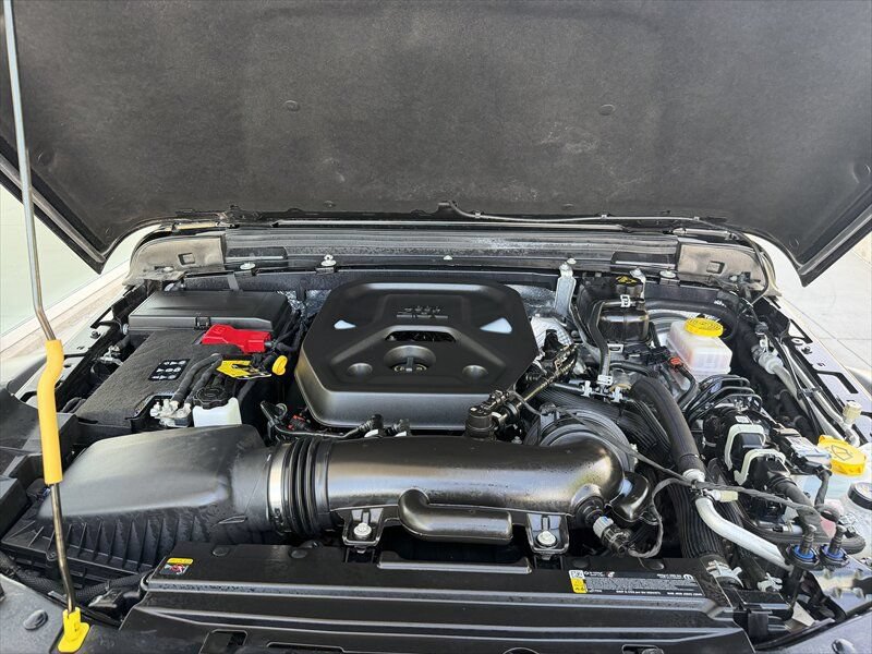 Used 2026 Jeep Wrangler Unlimited Sport AWD/4WD image 7