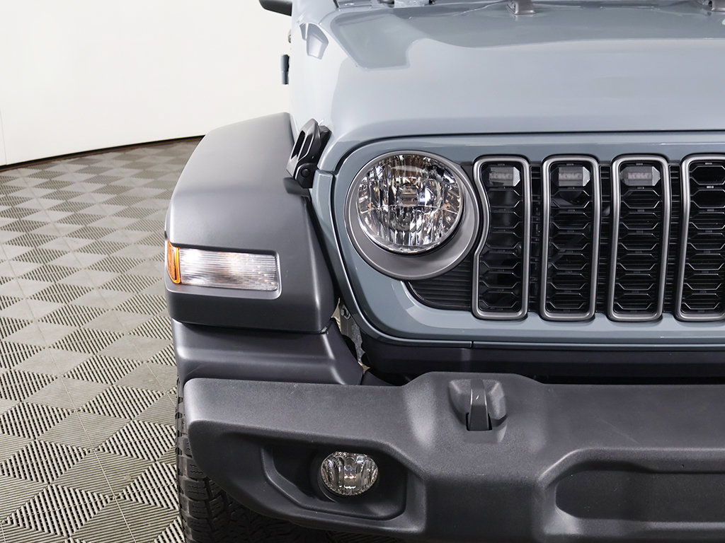 Used 2026 Jeep Wrangler Unlimited Sport AWD/4WD image 10