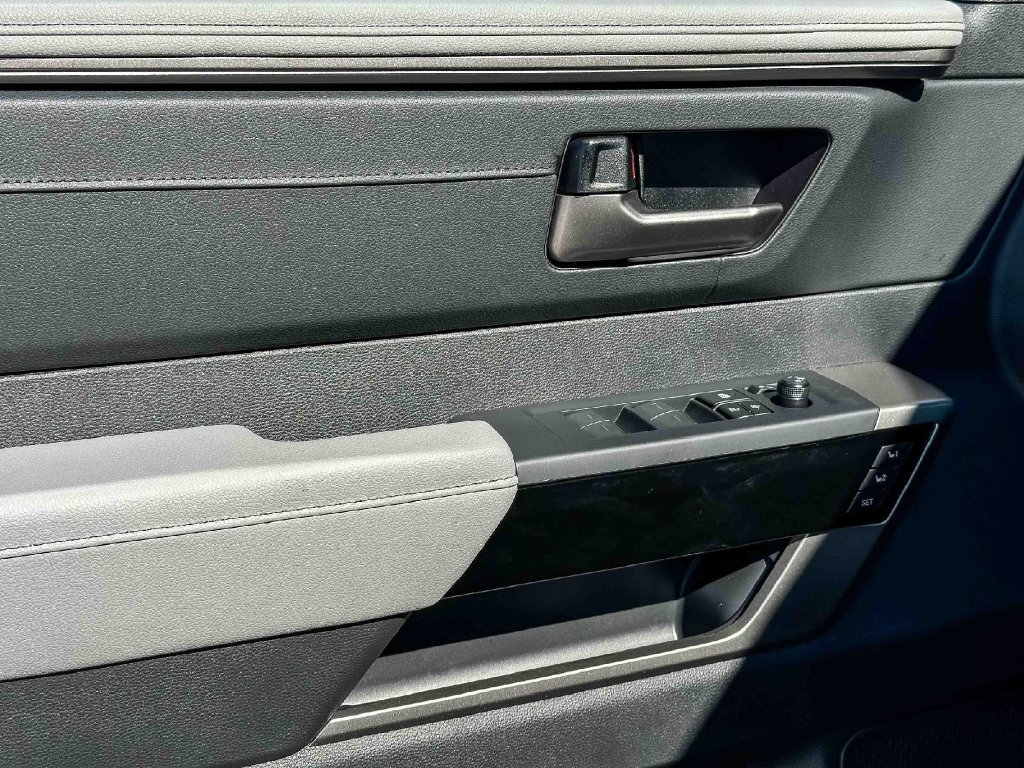 Used 2026 Toyota Sequoia Limited RWD image 12