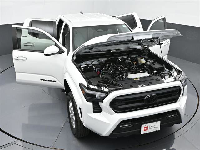 Certified 2026 Toyota Tacoma SR5 AWD/4WD image 44