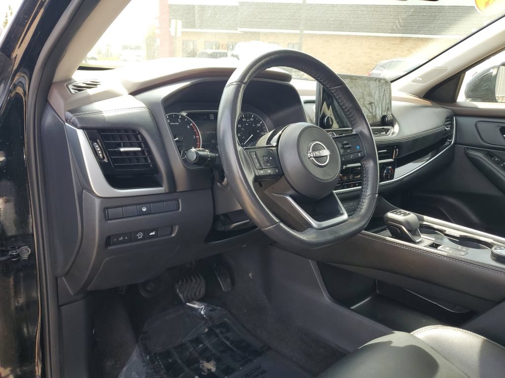Used 2023 Nissan Rogue SL w/ SL Premium Package AWD/4WD image 16