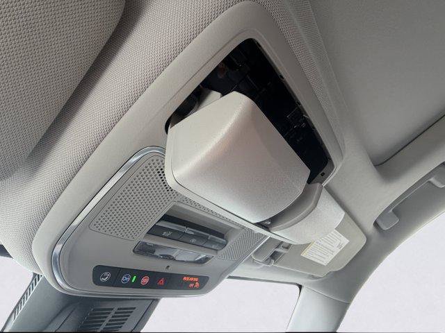 New 2027 GMC Terrain Denali w/ LPO, Floor Liner Package AWD/4WD image 35
