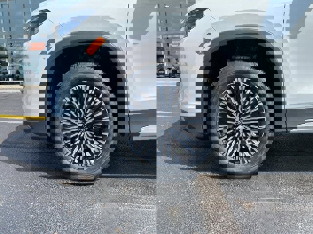 New 2025 Volkswagen Tiguan S image 19