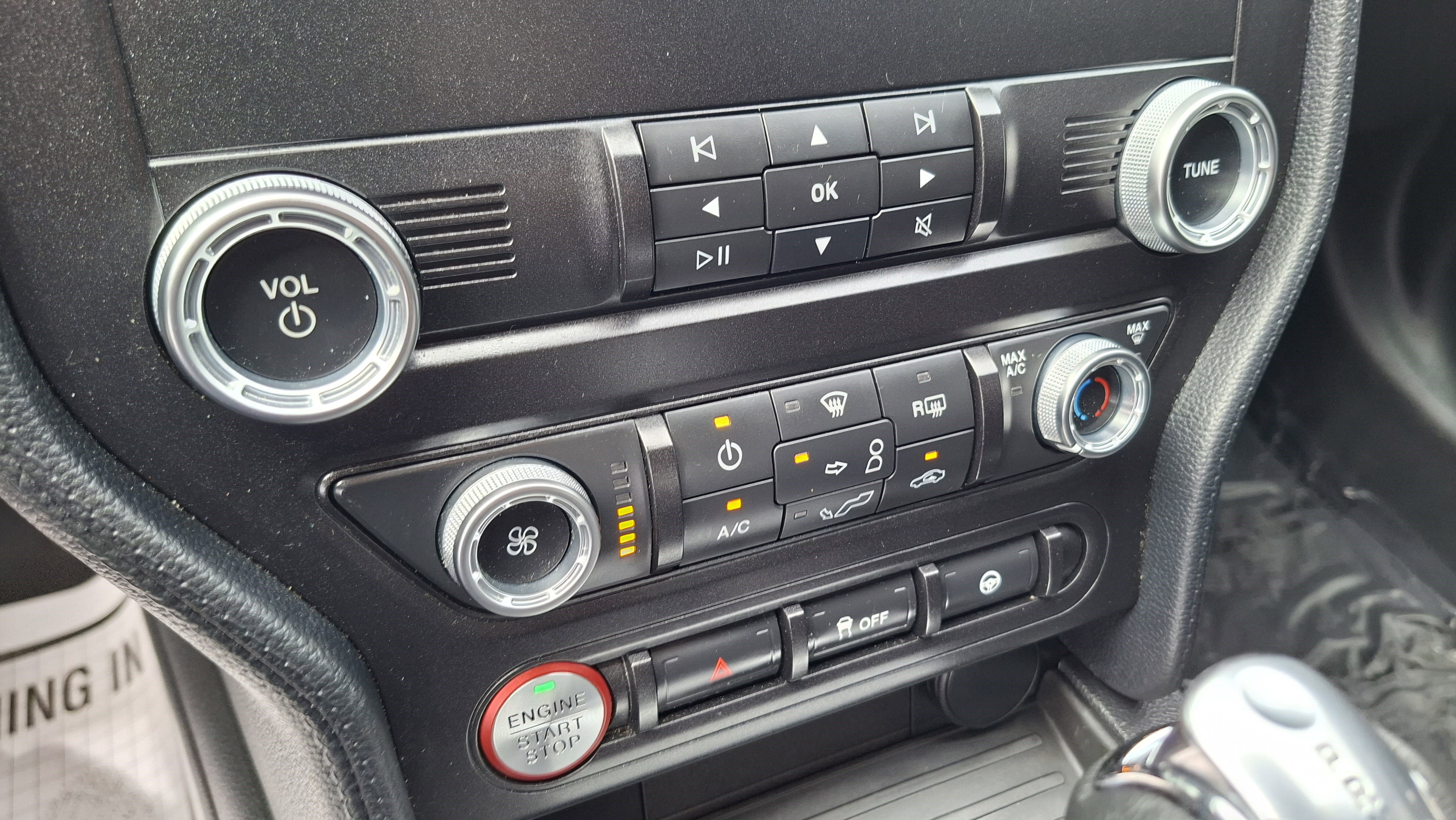 Used 2023 Ford Mustang Coupe image 14