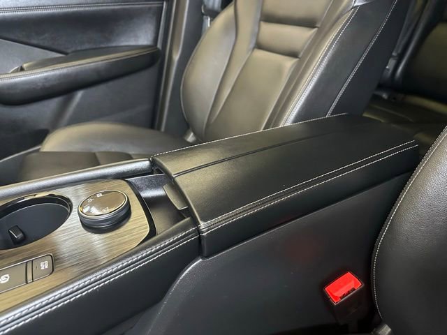 Used 2023 Nissan Rogue SL AWD/4WD image 31