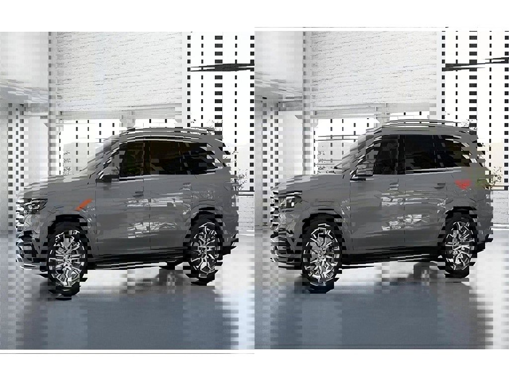 New 2026 Mercedes-Benz GLS 580 4MATIC image 36
