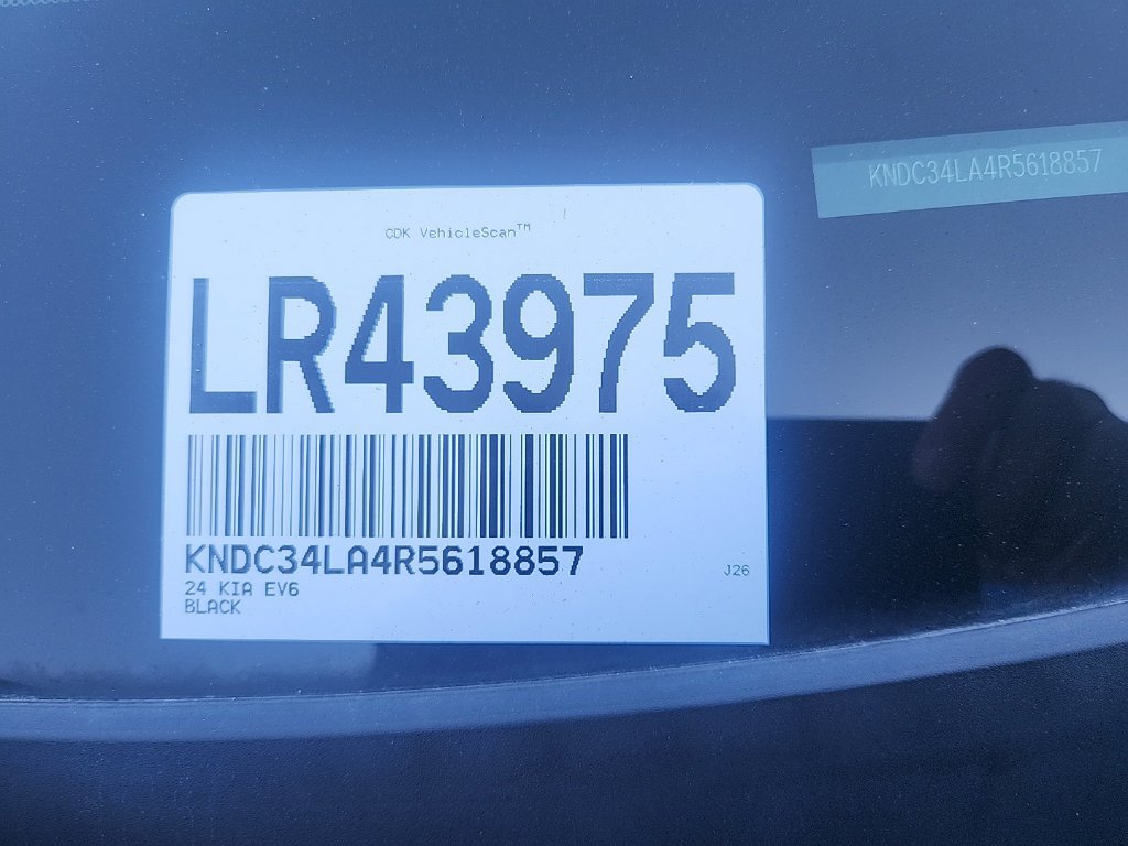 Certified 2024 Kia EV6 Light RWD image 5