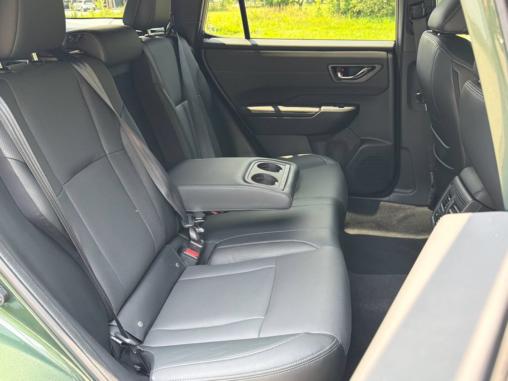 Certified 2026 Subaru Outback Touring AWD/4WD image 11