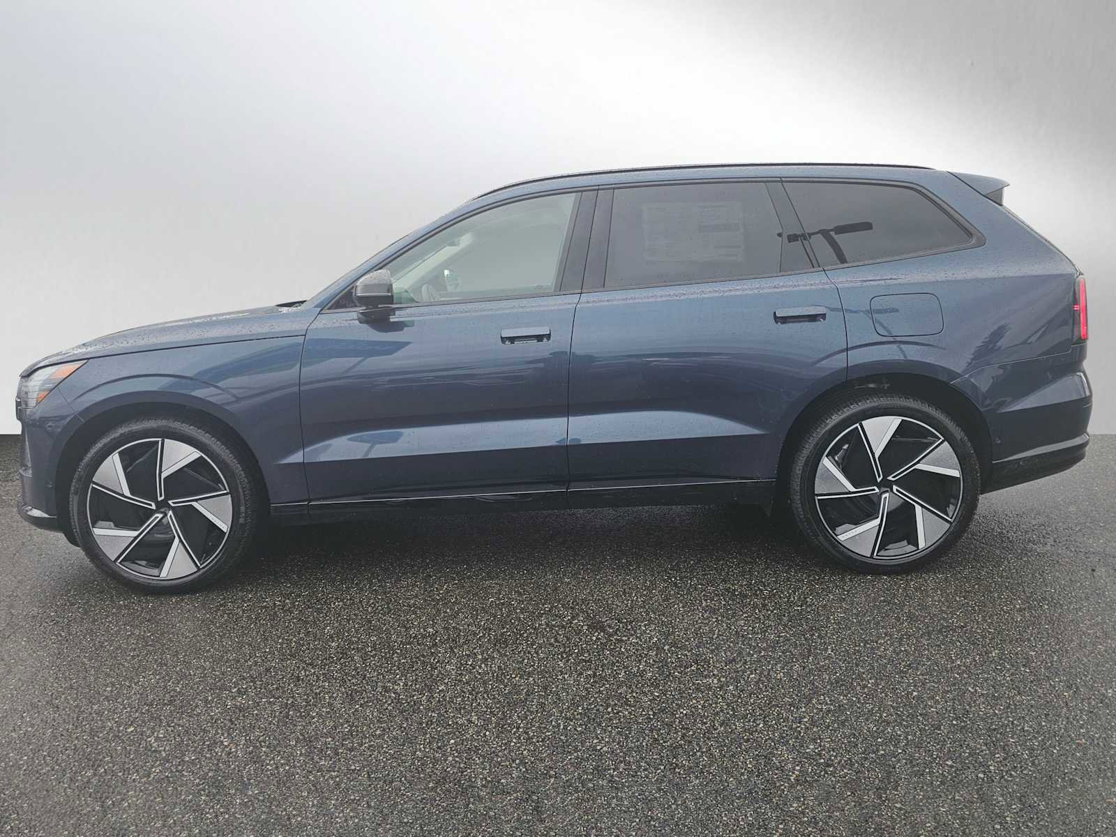 New 2026 Volvo EX90 Ultra image 6
