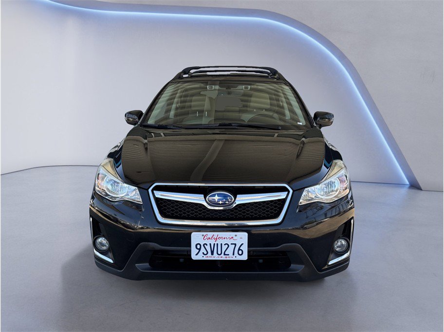 Used 2017 Subaru Crosstrek 2.0i Limited AWD/4WD image 2