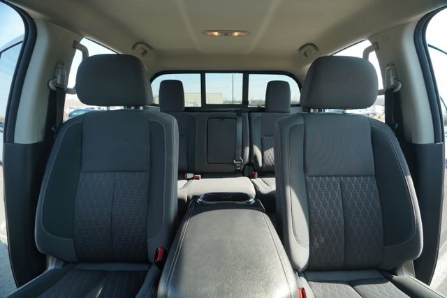 Used 2021 Nissan Titan SV w/ SV Convenience Package image 32