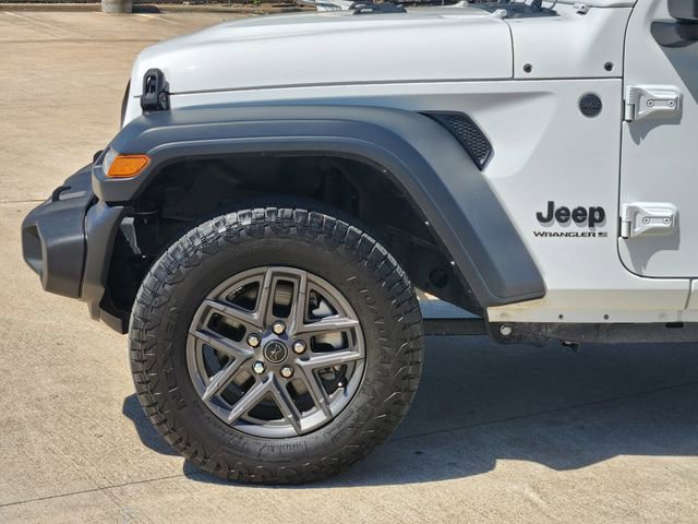 Used 2024 Jeep Wrangler Unlimited Sport AWD/4WD image 8