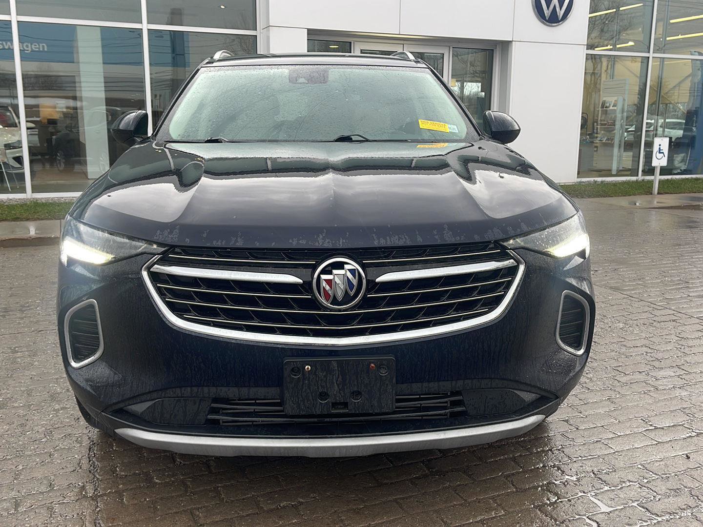 Used 2021 Buick Envision Preferred image 2