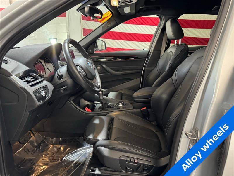 Used 2019 BMW X1 xDrive28i w/ Convenience Package AWD/4WD image 9