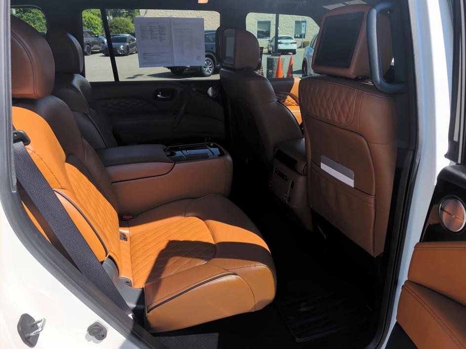 Used 2021 INFINITI QX80 Sensory w/ All-Season Package AWD/4WD image 13